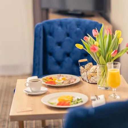 Отель Mercure Brant