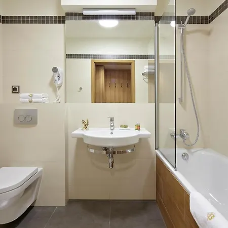 Mercure Brant Wiązowna