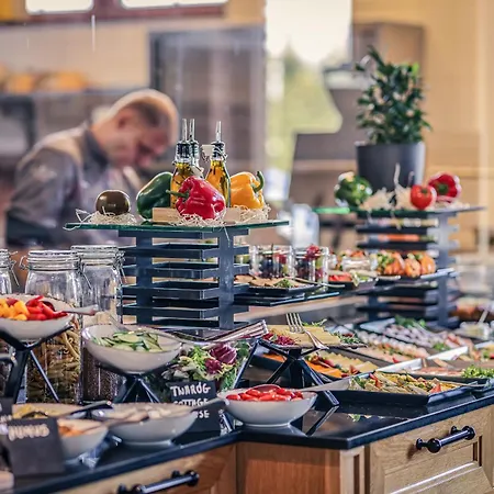 Mercure Wiazowna Brant Wiązowna