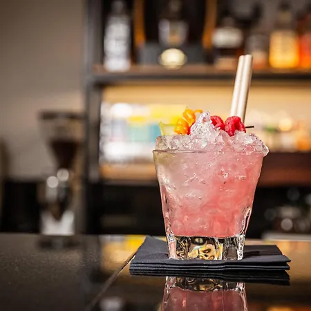 Mercure Brant Отель