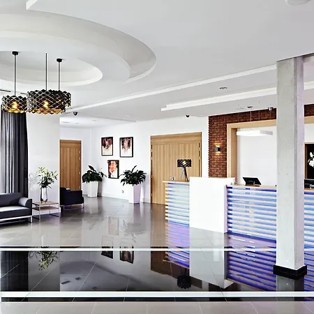 Mercure Wiazowna Brant Ξενοδοχείο