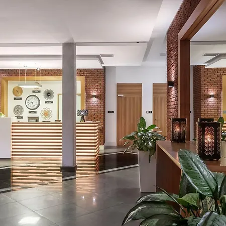 Mercure Wiazowna Brant 4*