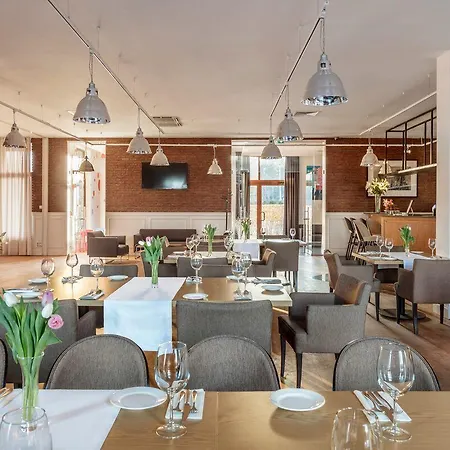 Mercure Wiazowna Brant 4* Wiązowna