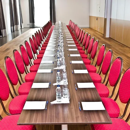 Mercure Wiazowna Brant Ξενοδοχείο Wiązowna