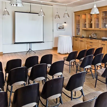 Mercure Wiazowna Brant Wiązowna