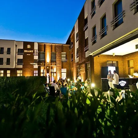 Mercure Brant 4*