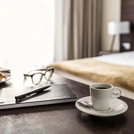 Mercure Brant 4*