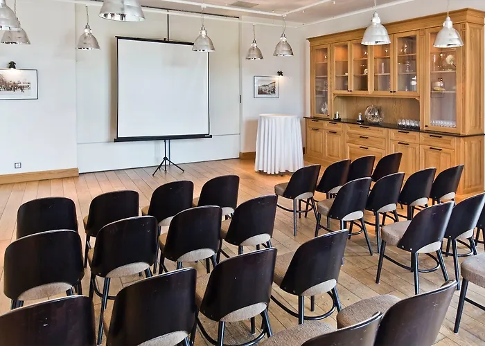 Mercure Brant Wiązowna